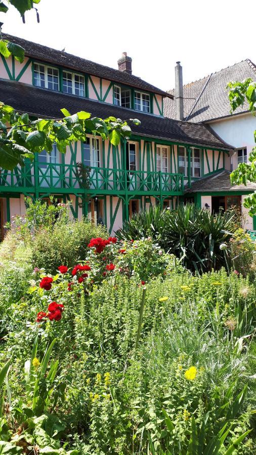 Le Jardin Des Merveilles Saint-Pierre-d'Autils Екстер'єр фото
